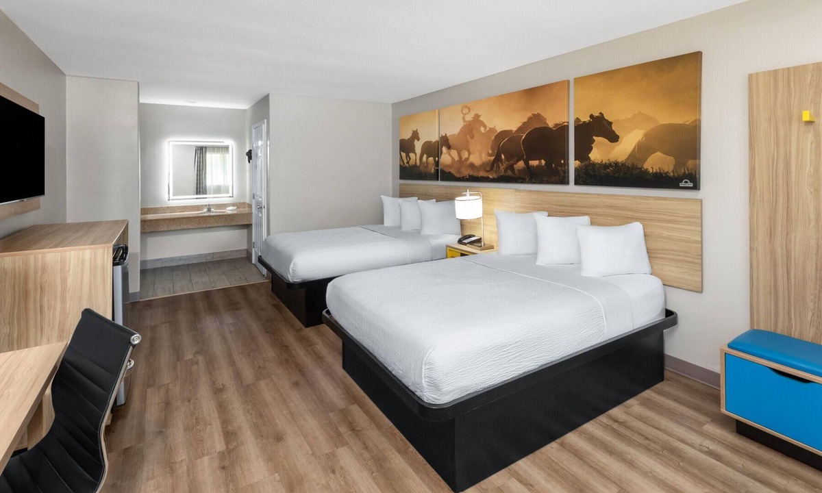 Temple Hotel | Days Inn by Wyndham Temple