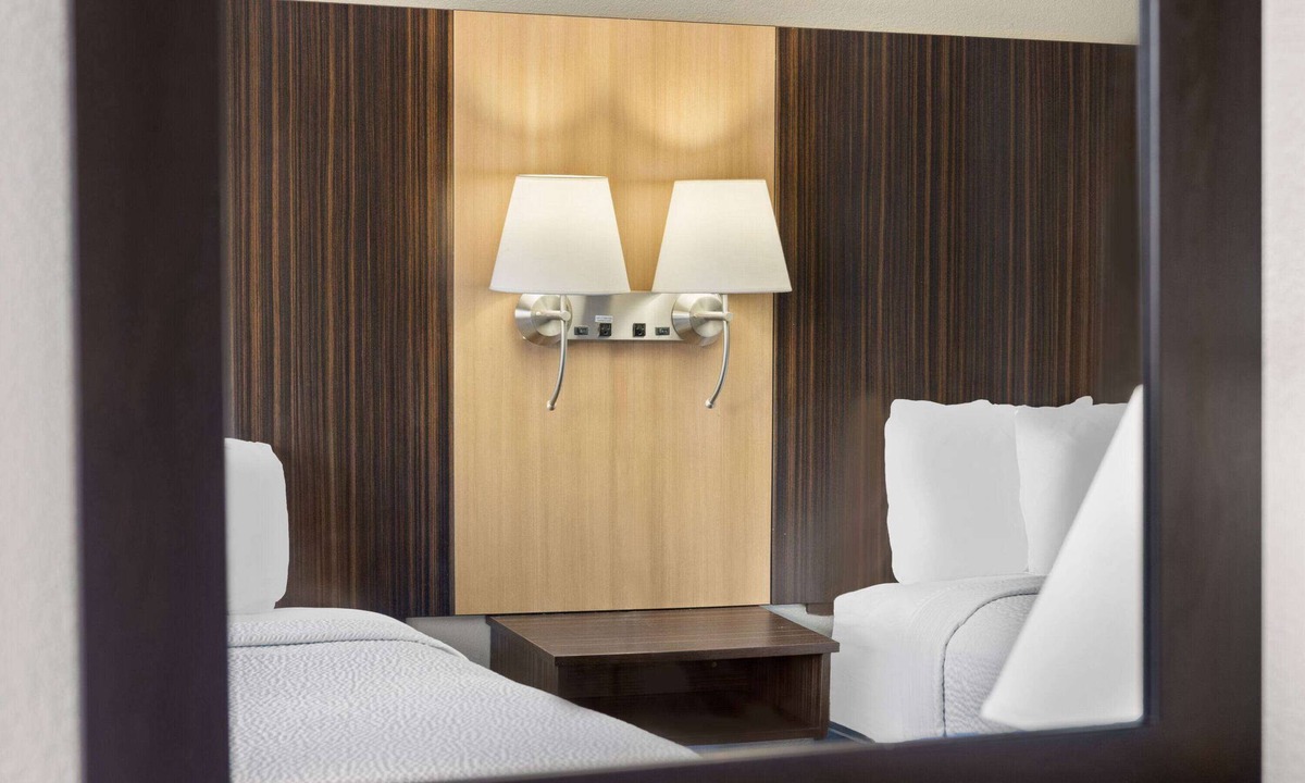Tonawanda Hotel | Days Inn by Wyndham Tonawanda/Buffalo
