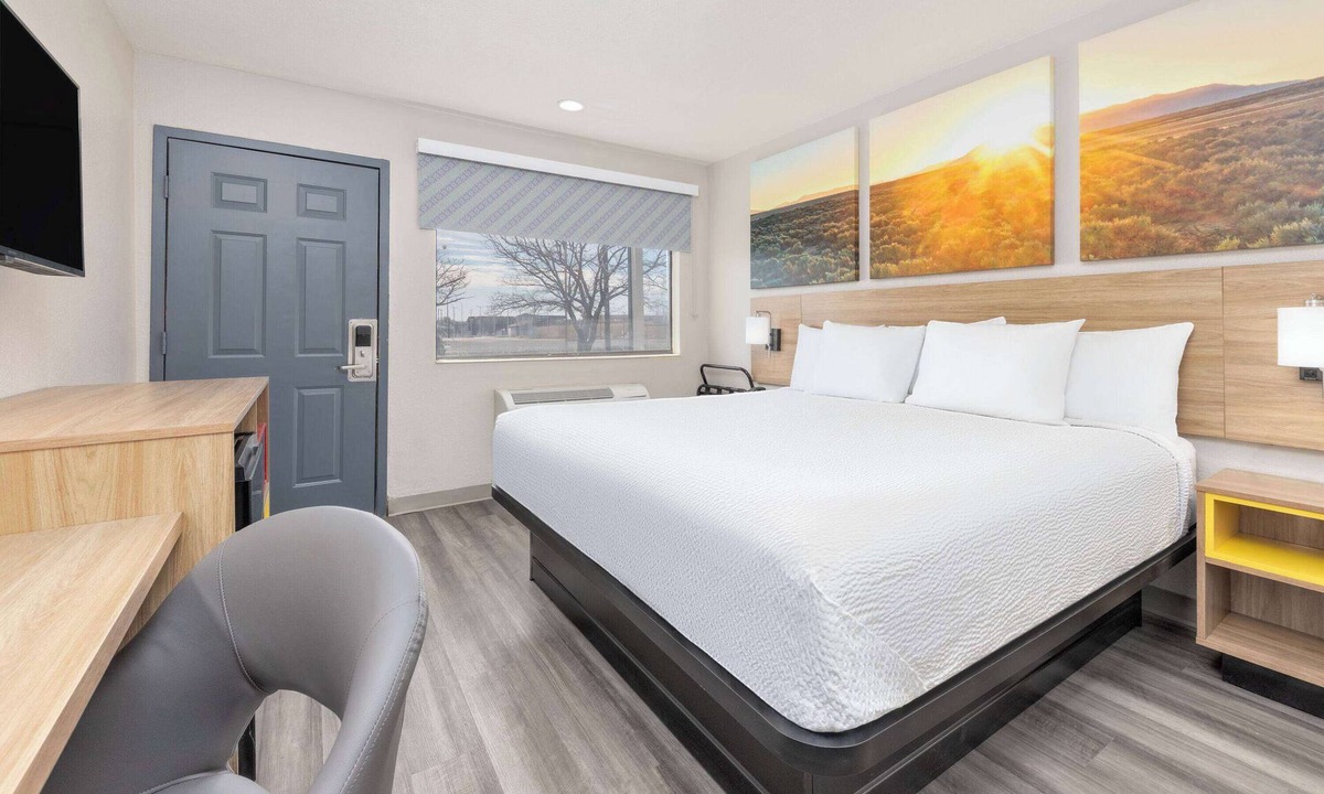 Wichita Falls Hotel | Days Inn by Wyndham Wichita Falls