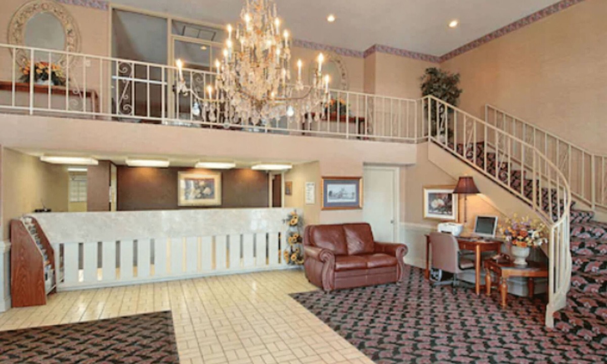 West Memphis Hotel | Days Inn by Wyndham West Memphis