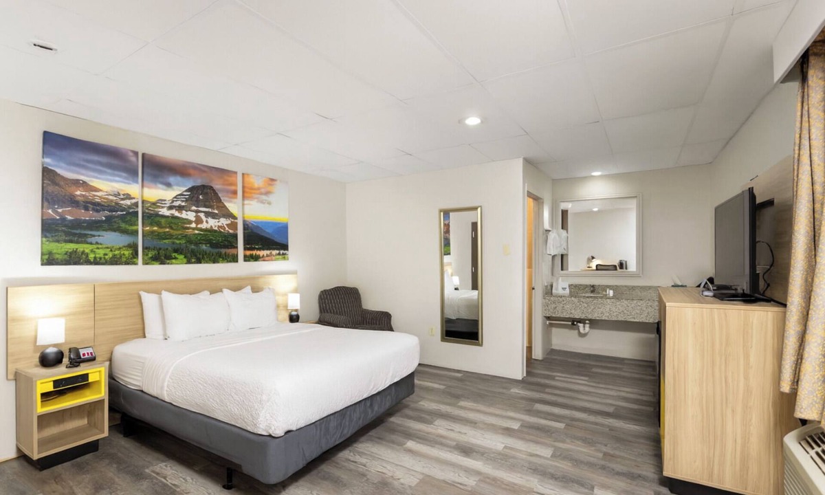Wheatland Hotel | Days Inn by Wyndham Wheatland