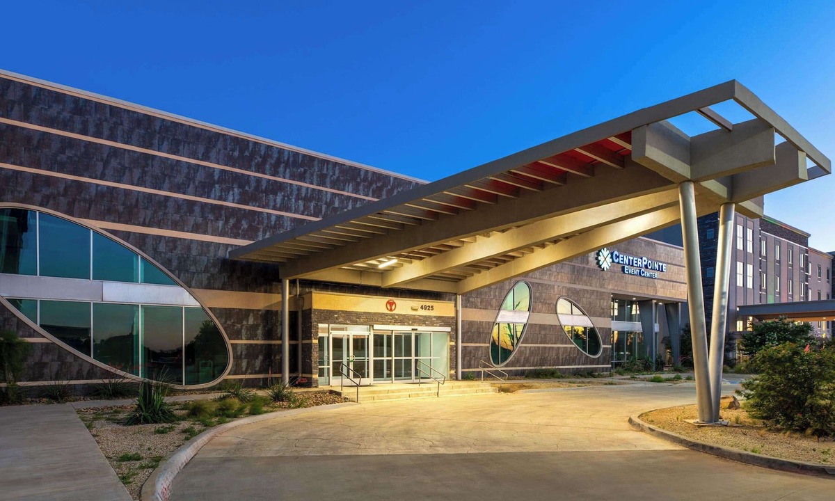 Lubbock Hotel | Days Inn & Suites by Wyndham Lubbock Medical Center