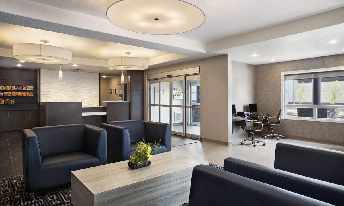 Yorkton Hotel | Days Inn & Suites by Wyndham Yorkton