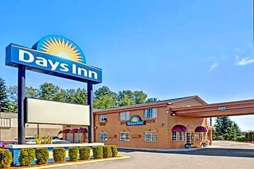 Murphys Corner Hotel | Days Inn by Wyndham Everett