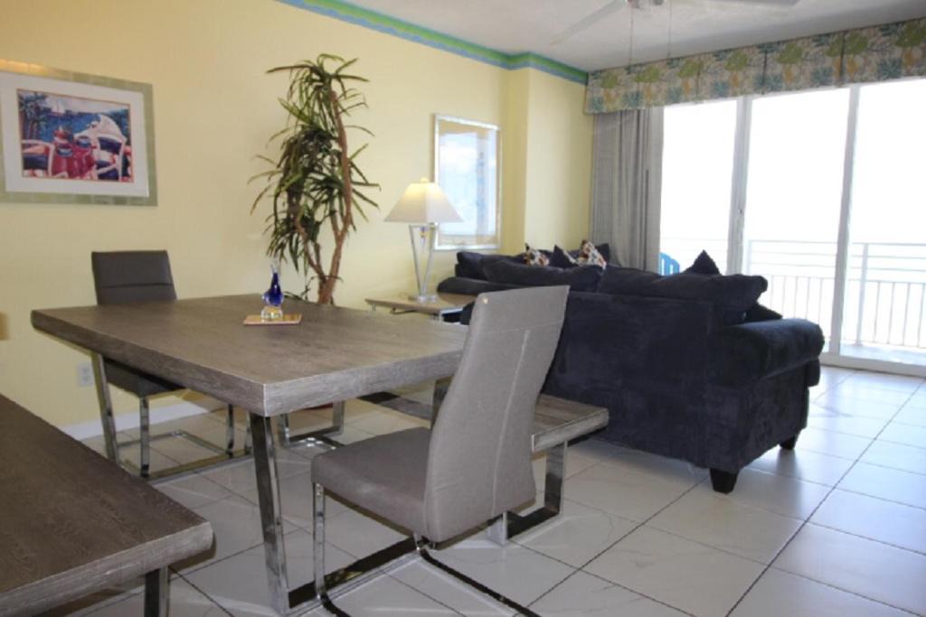 Daytona Beach Apartment | Daytona Beach Ocean Walk Unit 1011AB
