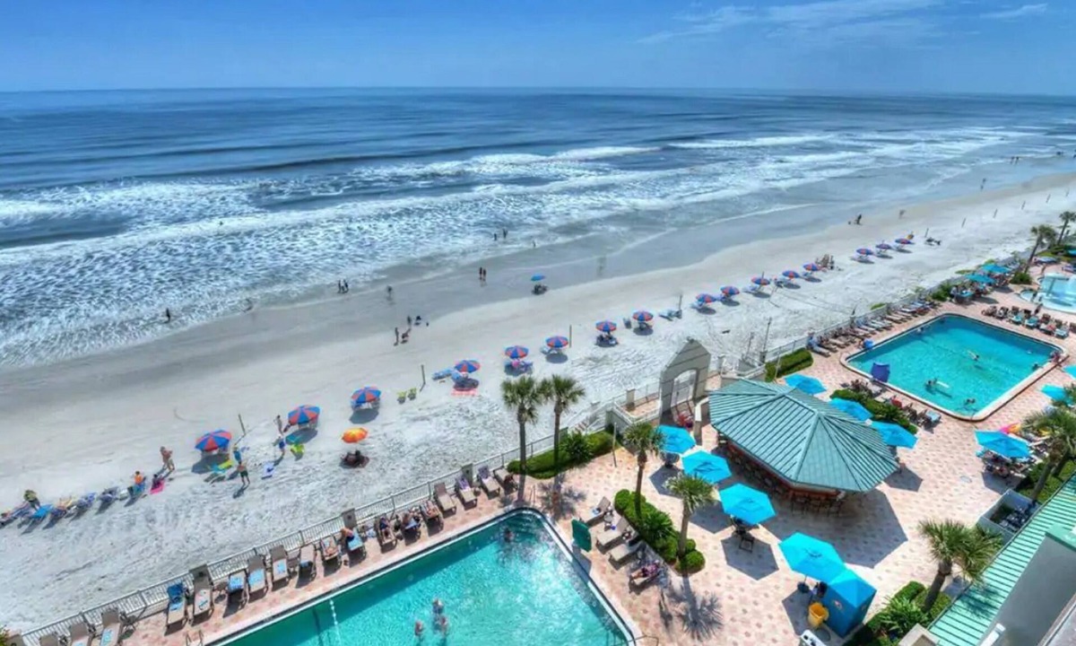 Ortona Park Apartment | Daytona Beach Studios