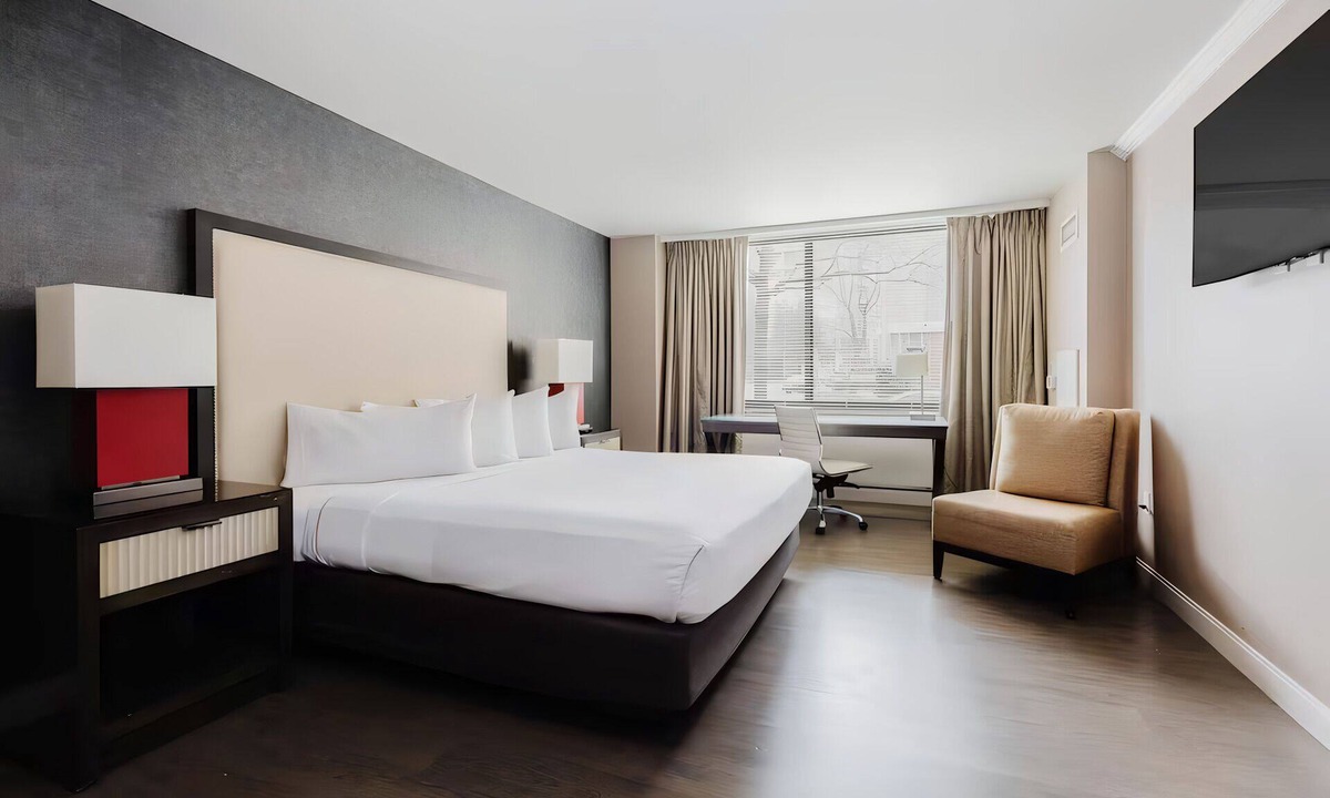 West End Hotel | DC Stay near Georgetown | Remote-Work Ready | Walk to Dining & Attractions