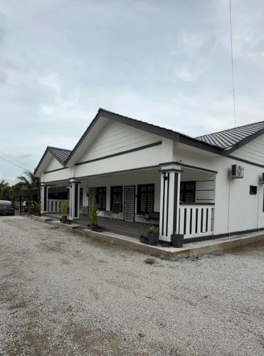 Tanjung Karang Villa | De Bagan Village, Tanjong Karang