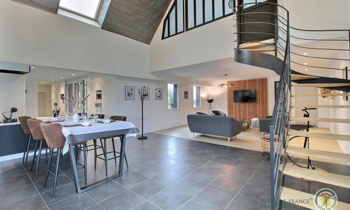 Henanbihen House | De L' EFFET - HENANBIHEN