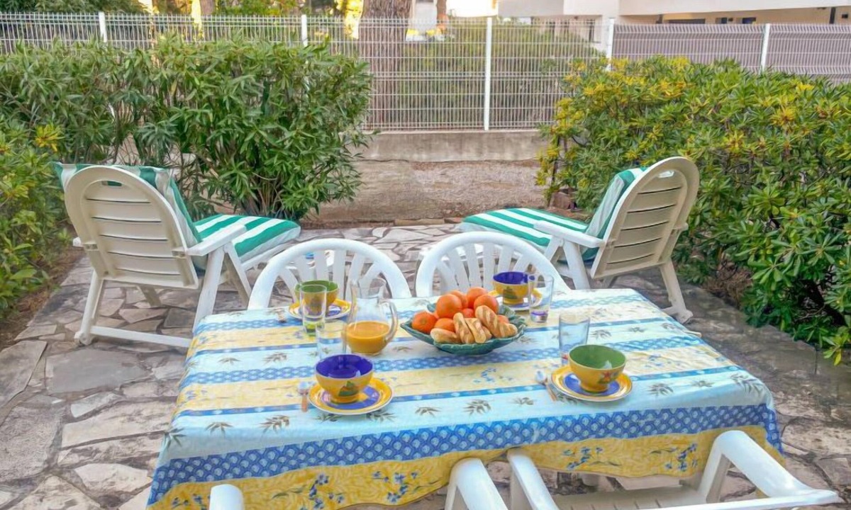 Cavaliere Apartment | De la Plage by Interhome