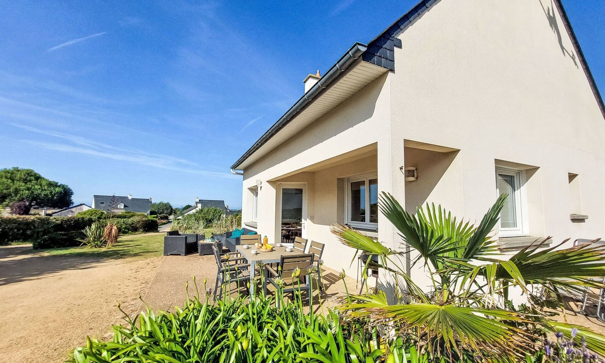 Pleubian House | de la Plage by Interhome