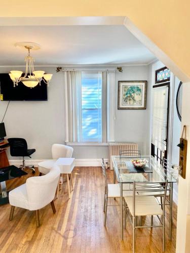 Grymes Hill House | Debdorkdave Hospitality Services 2