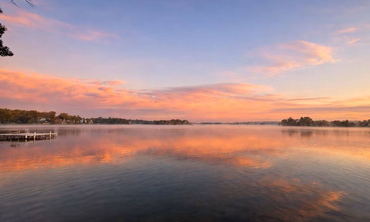Browns Lake House | Deck + Fire Pit , Walk to Browns Lake Private Beach , Game Rm , Near Lake Geneva