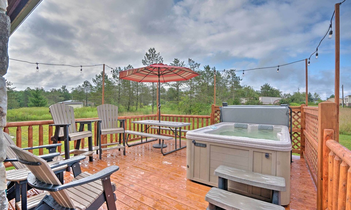 Benezette Cabin | Deck, Hot Tub, Fire Pit: Rustic Cabin in Benezette
