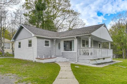 Wurtsboro House | Deck & Patio! Wurtsboro Haven Near Lakes & Trails