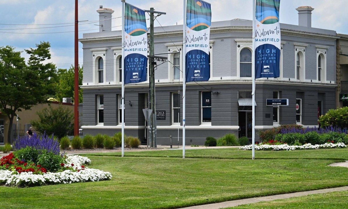 Mansfield Apartment | Deck Quarters - The Westwing