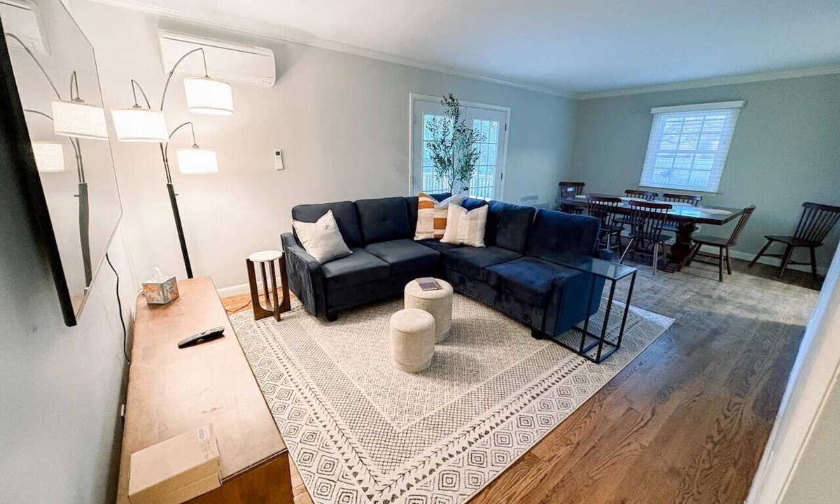 Greensboro House | Dedicated Office, Xbox, Spacious