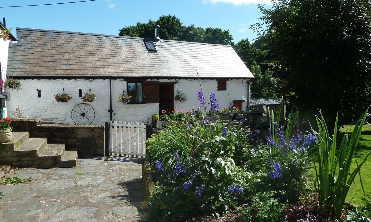 Glyn-Dyfrdwy Cottage | Dee Valley Cottages - Wagtails Cottage