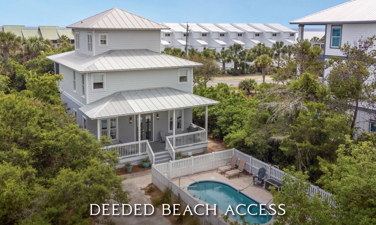 White's Gulfview House | Deeded Beach Access - Private Pool, Gulf Views, Bikes!