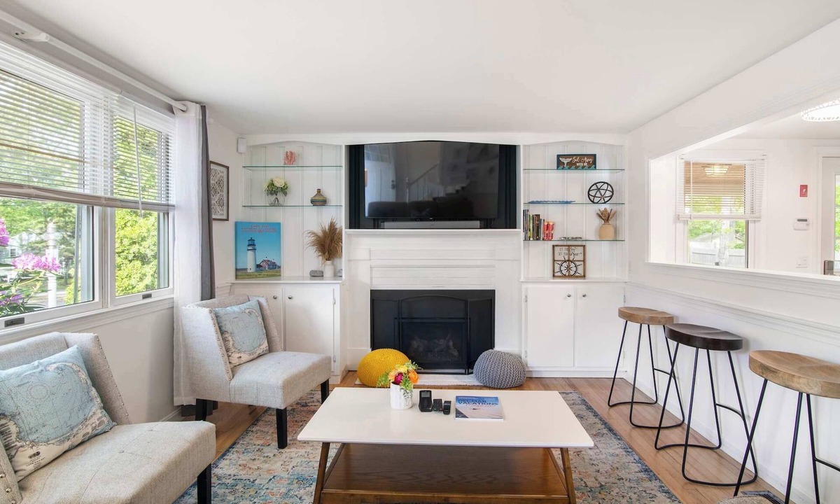 Harwich House | Deeded Pond Access Ping Pong!