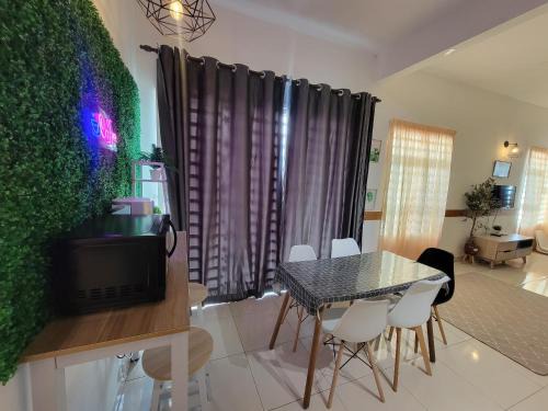 Hutan Kampung House | Deen Paddy View Wifi 3 Airconds