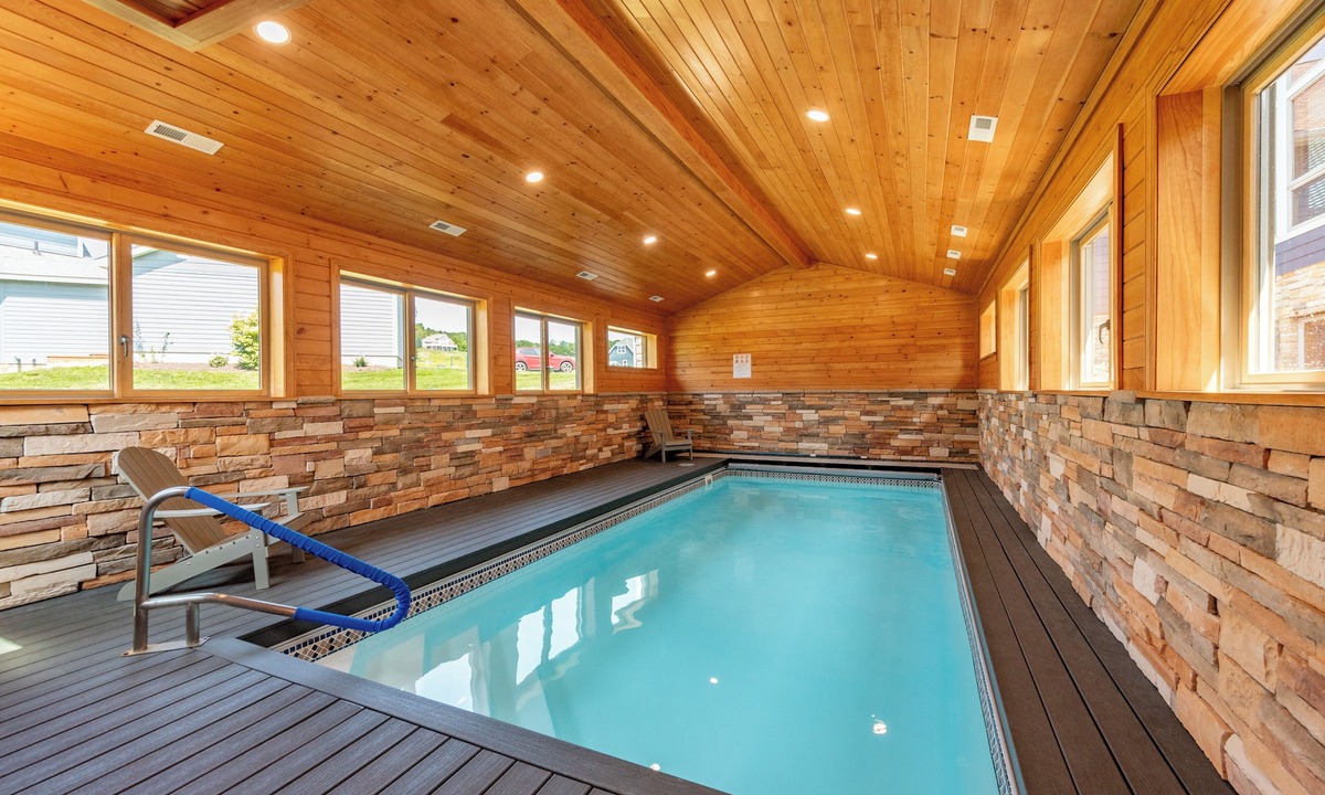 Waterfront Greens House | Deep Creek Retreat w/Views & Fireplace