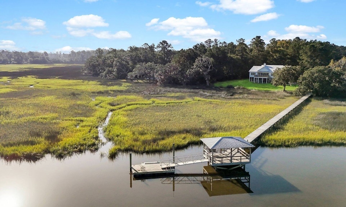 Midway House | Deep water/Marsh View, Sleeps 10