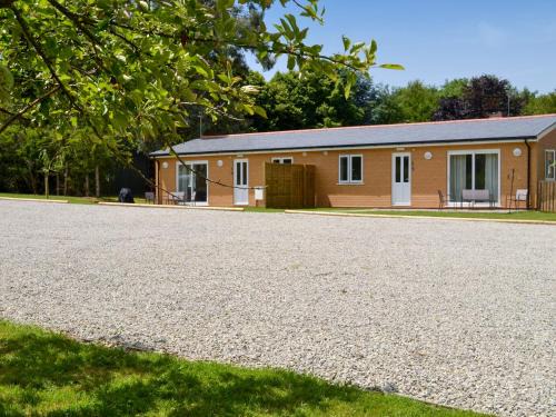 Abbess Roding House | Deer Cottage 2 Uk39332