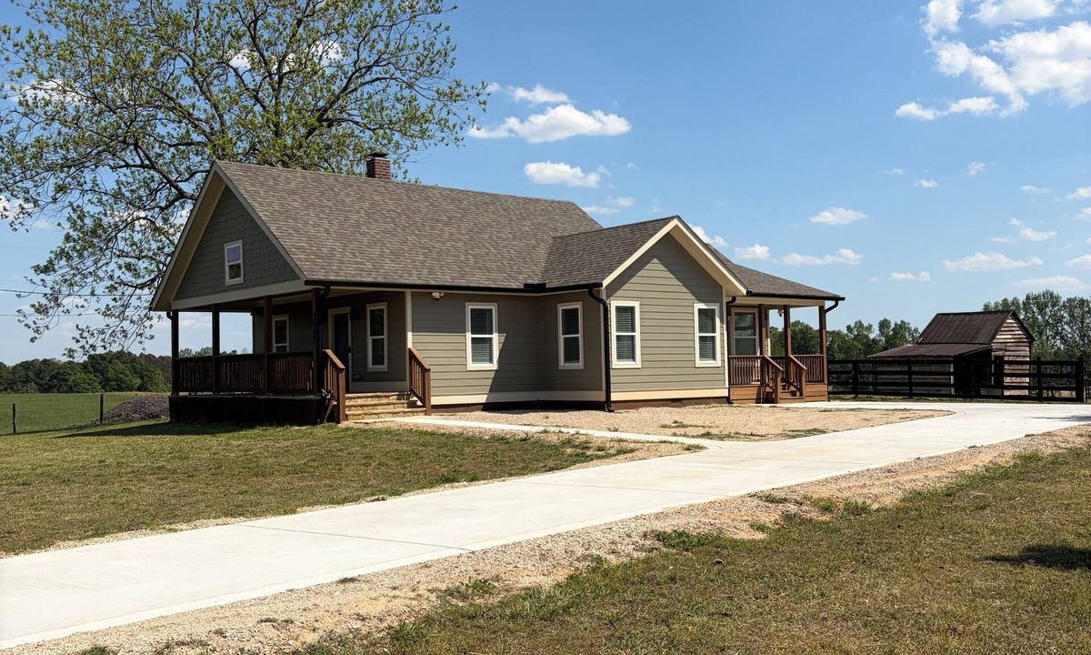 Farmington Other | Deer Sanctuary Pasture Views & Total Relaxation