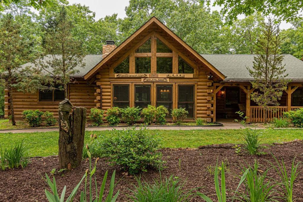 Ridgedale House | Deer Tracks with HotTub, GameTable