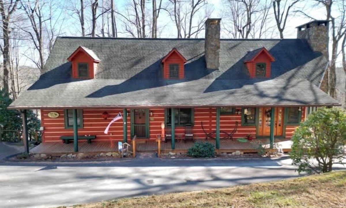 Boone Cabin | Deer-View-Lodge