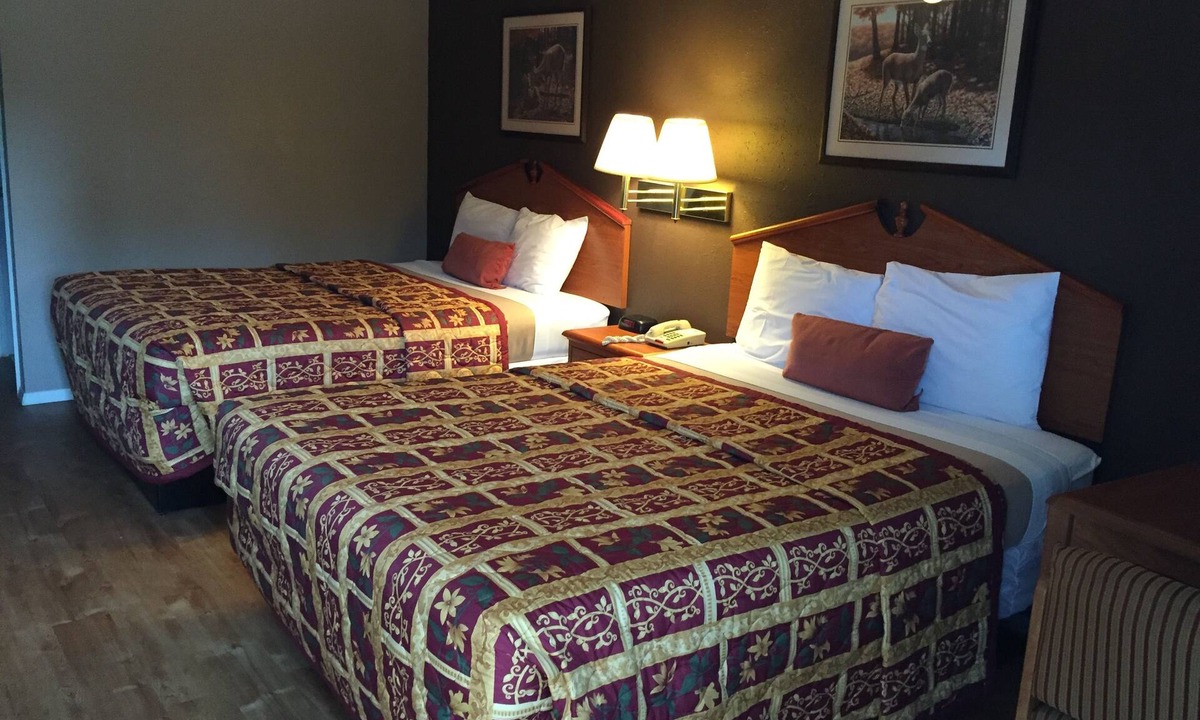 Denver Hotel | Deerfield Inn New Johnsonville