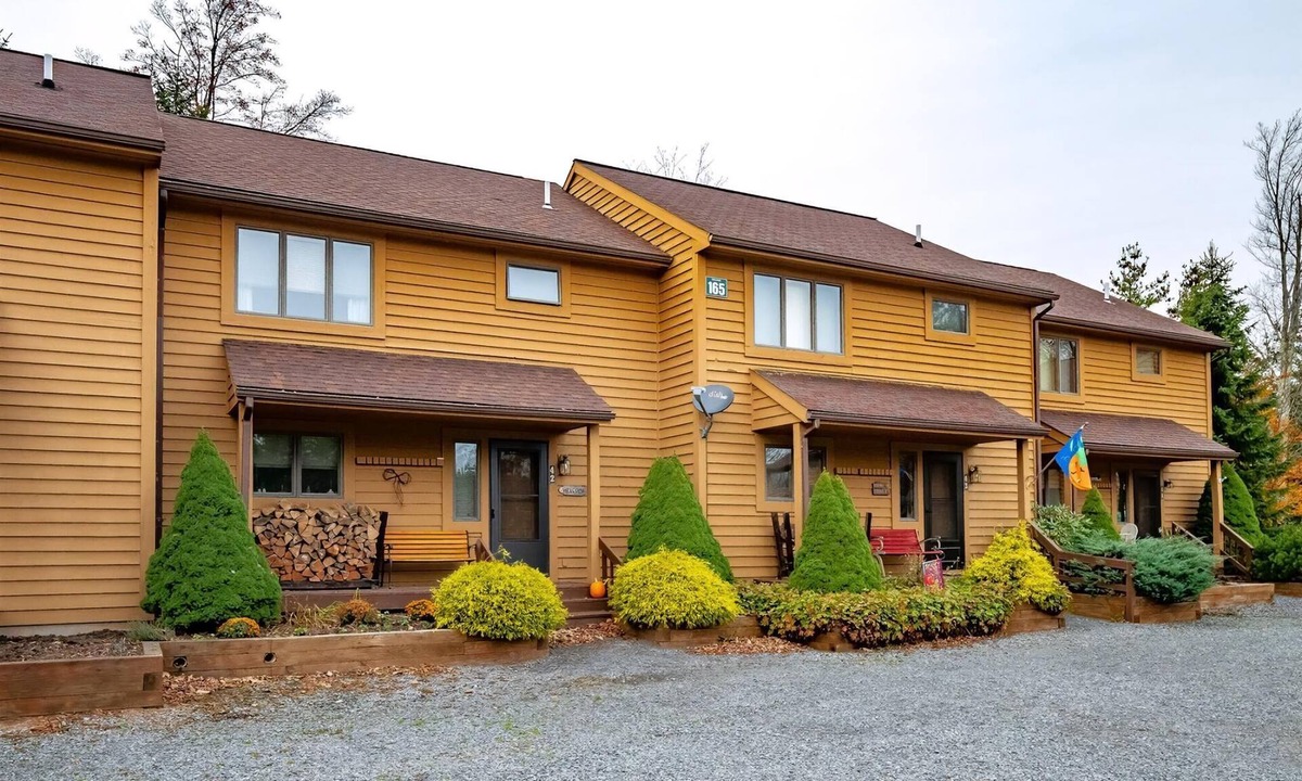 Davis Condo | Deerfield Village 042