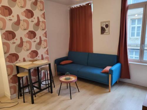 Valenciennes Apartment | Deguise 8