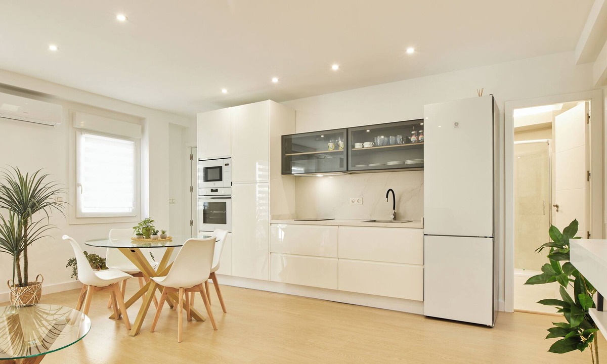 San Miguel-Capuchinos Apartment | DEL VALLE HOME CENTER