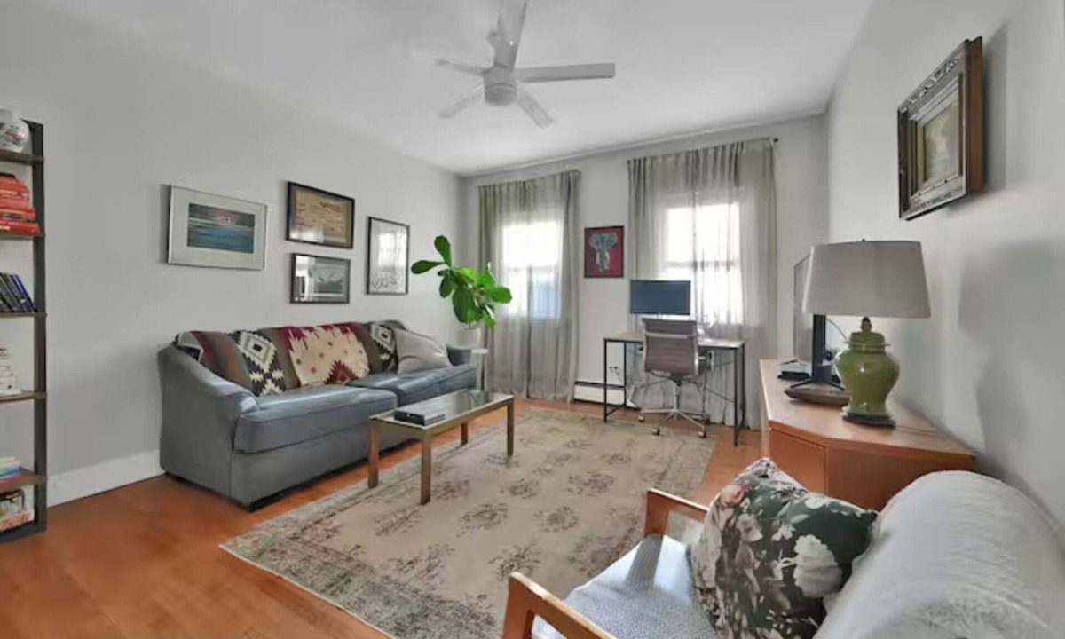 Medford Street - The Neck Apartment | Delightful 1-bedroom apartment with AC in vibrant Boston