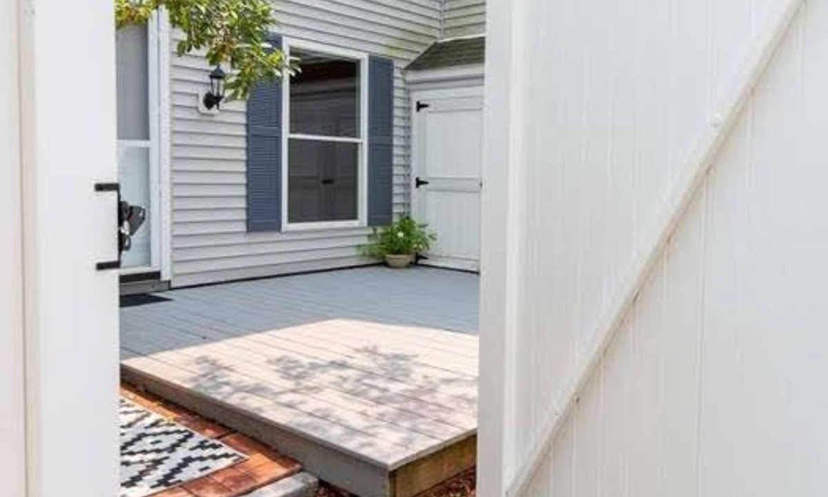 Dover Condo | Delightful 2-bedroom condo in charming Dover