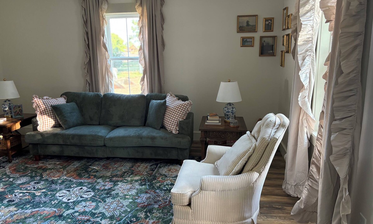 Montezuma Cottage | Delightful 2-bedroom cottage in charming Montezuma