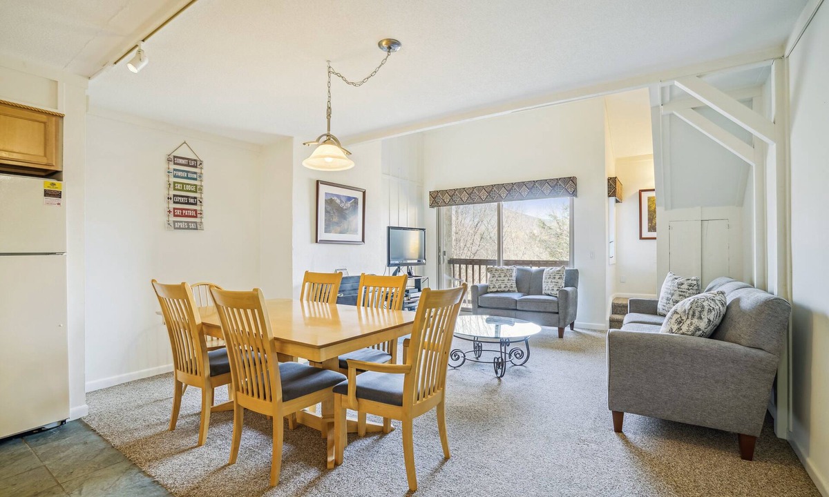 Killington Condo | Delightful 3 bedroom Whiffletree Condo E7