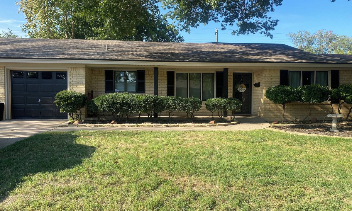 Lubbock House | Delightful 4-bedroom house with AC in lively Lubbock