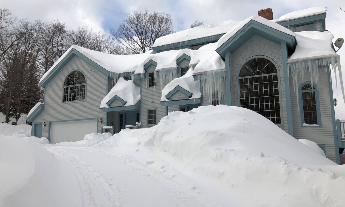 Stratton Mountain House | Delightful 7-bedroom house in Stratton perfect for group getaways