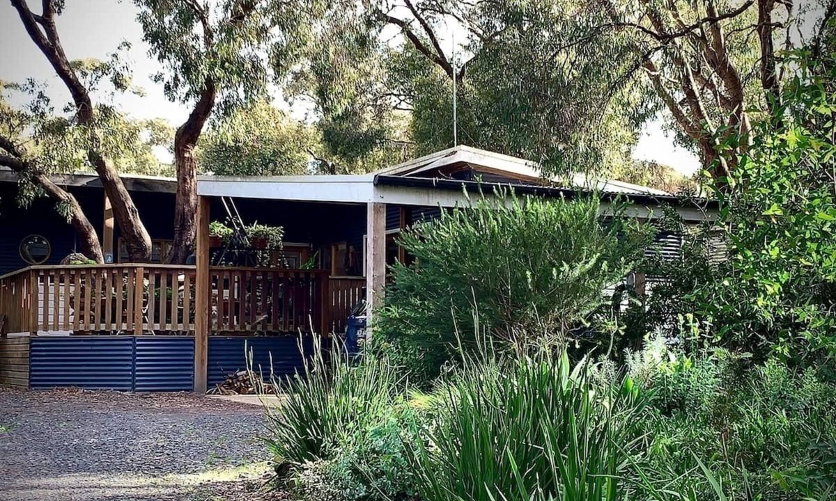 Inverloch House | Delightful, dog friendly, cosy fire, comfy beds