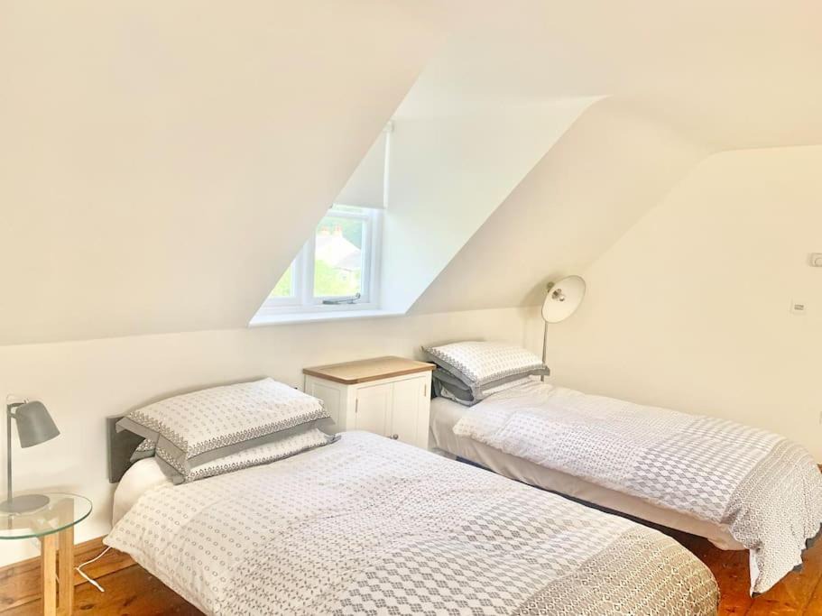 Ely Apartment | Delightful Ely house Bright and warm with cathedral view