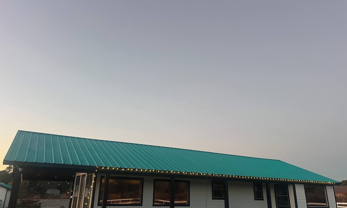 Waller Other | Delightful farmhouse in Waller perfect for a relaxing getaway