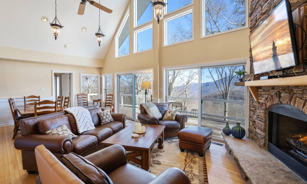 Sugar Mountain Cabin | Delightful Home Atop Sugar Mountain