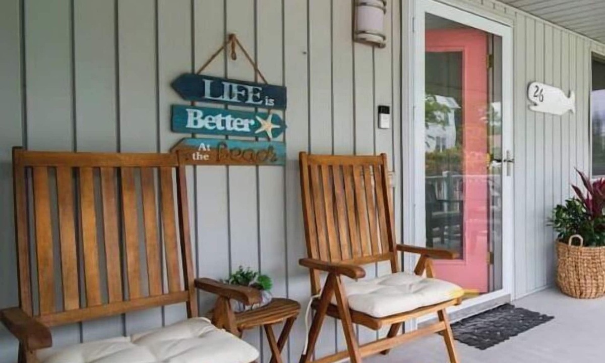 New London House | Delightful & Modern seaside escape/Handicap Access