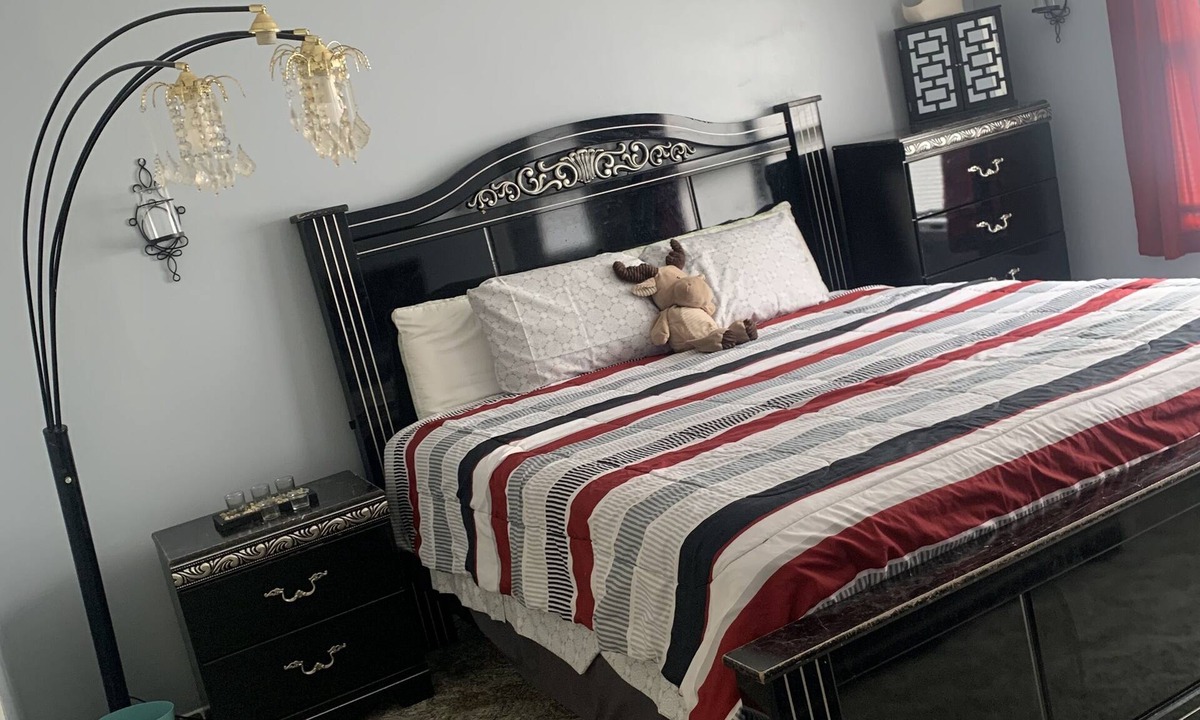 Clay House | Delightful Pvt Rooms.by Great Northern Mall
