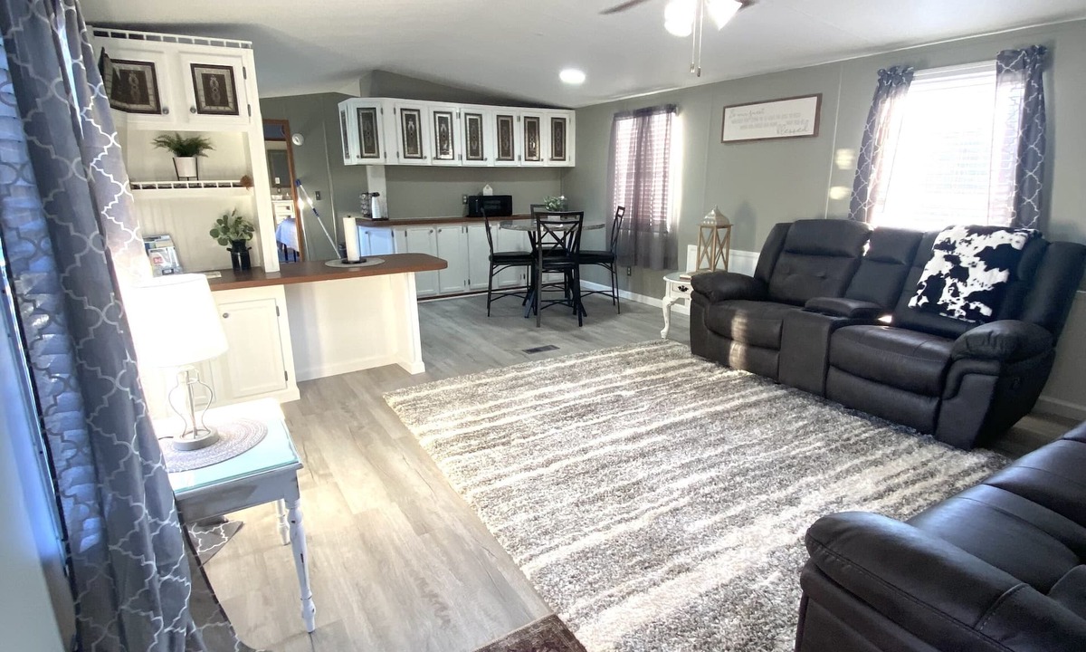 Cane Valley House | Della’s Delight- Sleeps 4