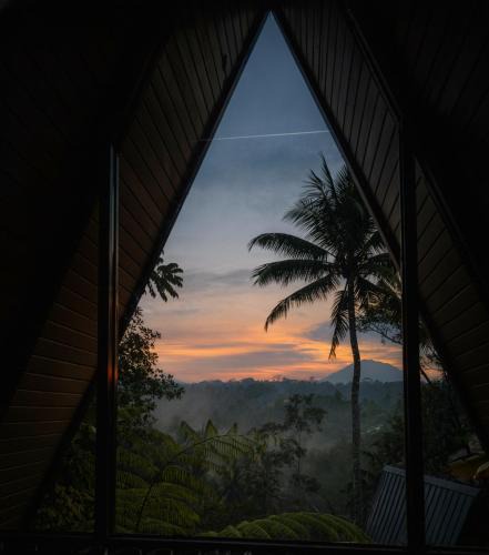 Payangan Villa | Delta Casa Ubud - A-Frame Jungle Retreat with Volcano View and Hot-Tubs