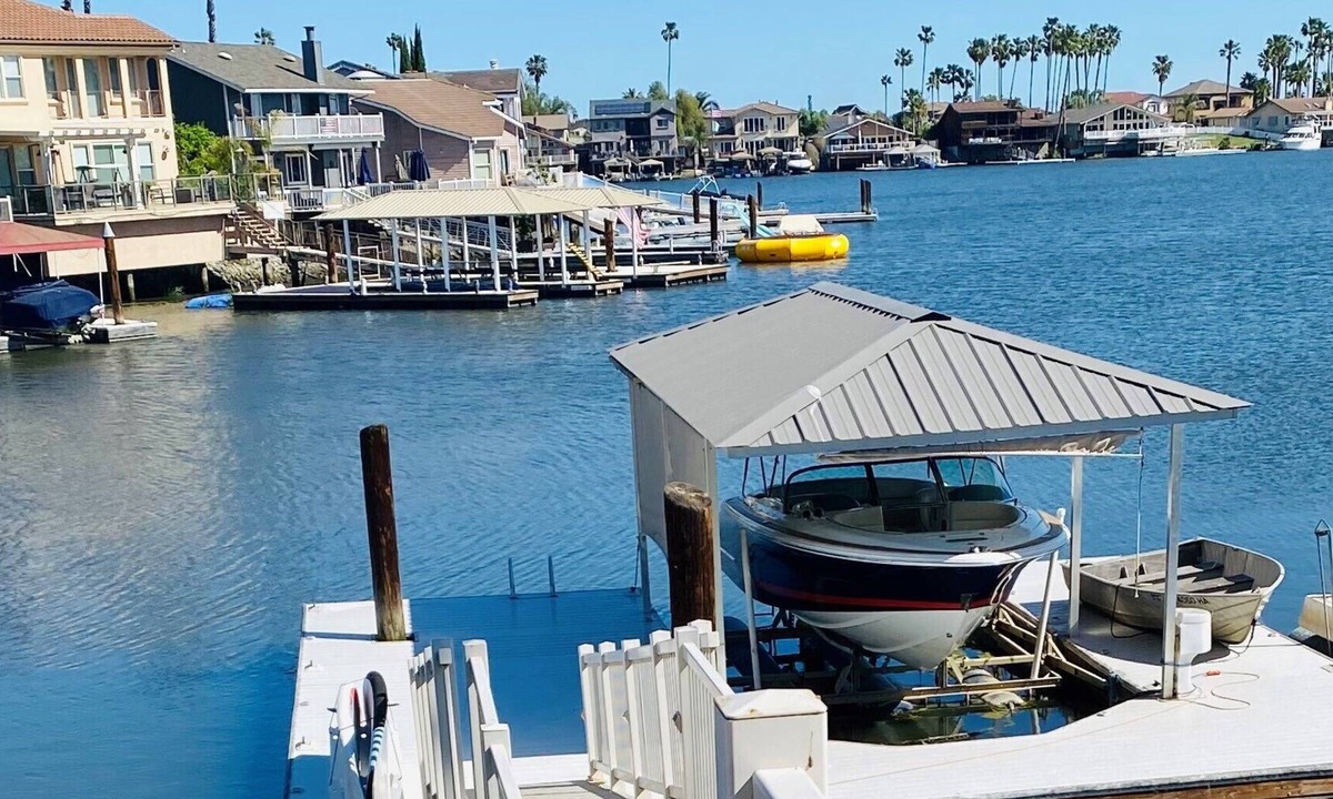 Discovery Bay House | Delta Daze!